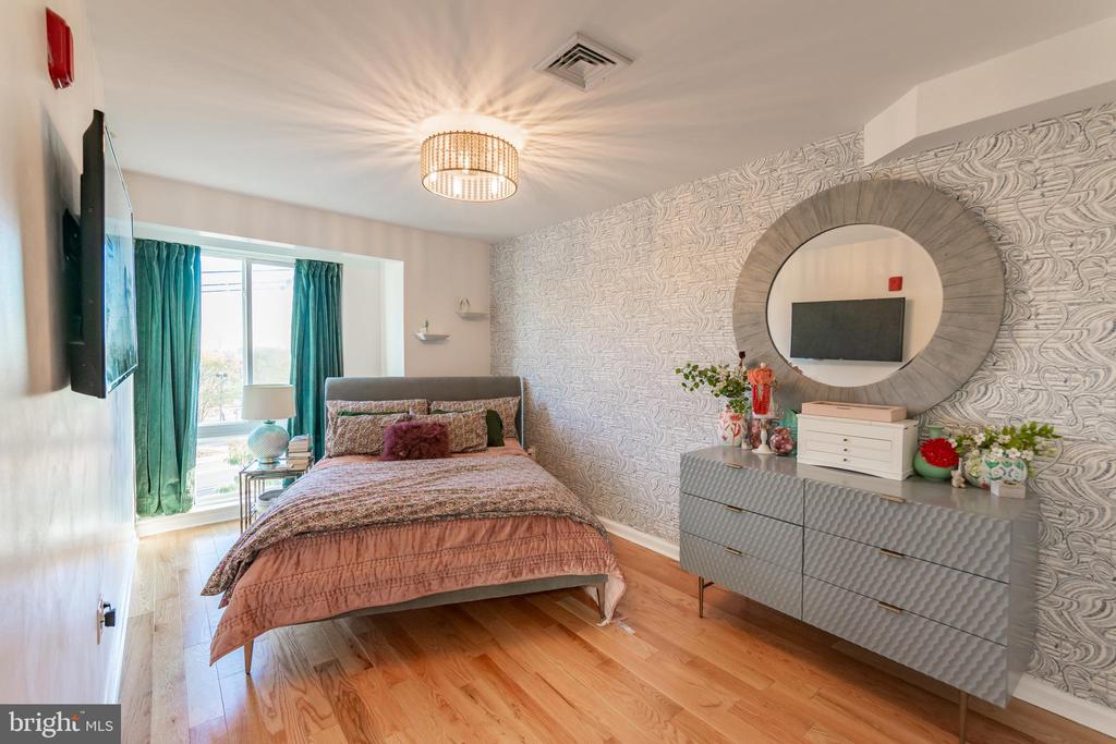 319 E ALLEN ST #UNIT 3