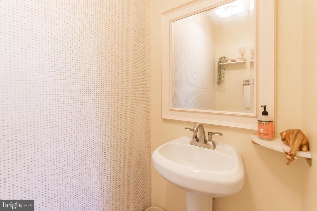 319 E ALLEN ST #UNIT 3