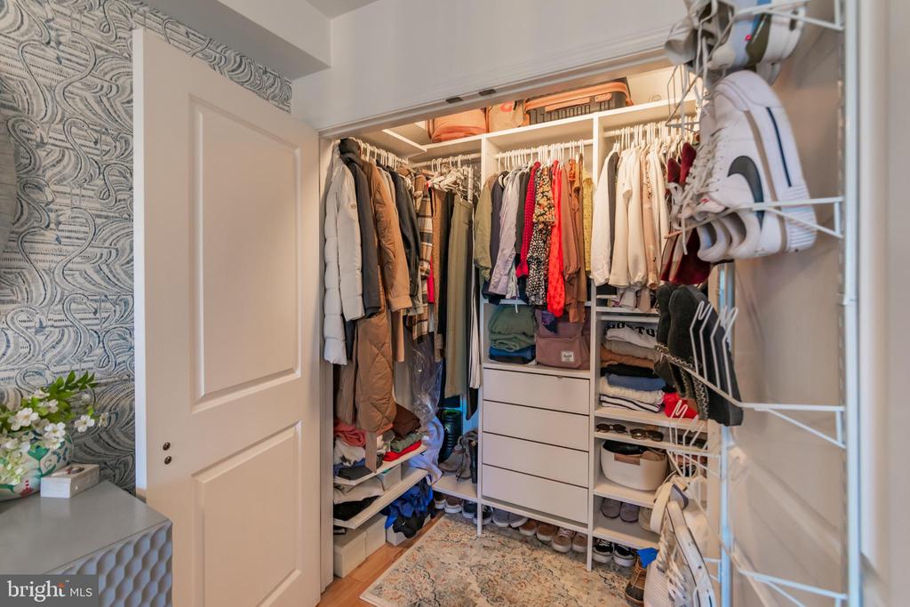 319 E ALLEN ST #UNIT 3