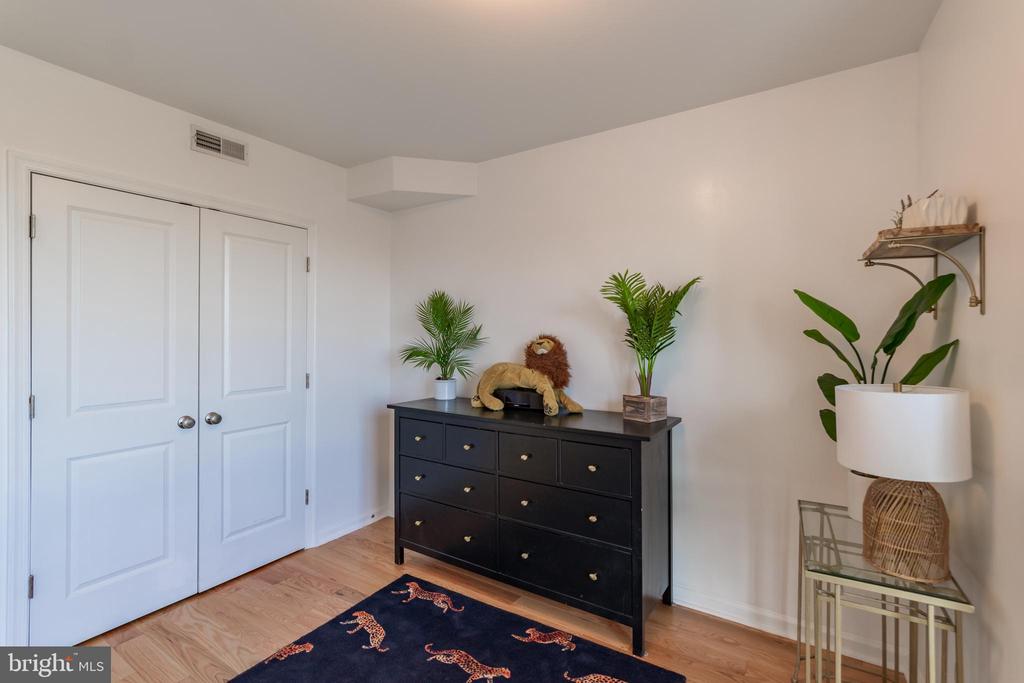 319 E ALLEN ST #UNIT 3