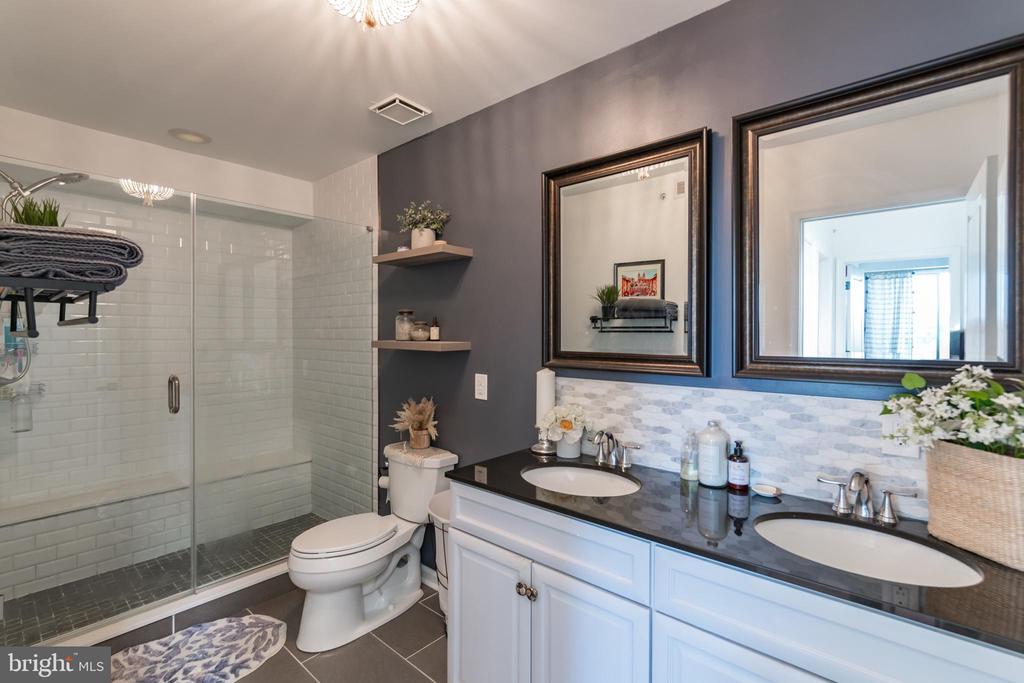 319 E ALLEN ST #UNIT 3