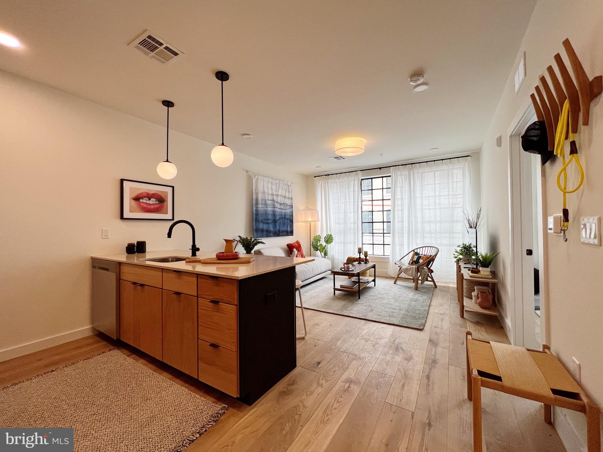 1701-17 N 2ND ST #614