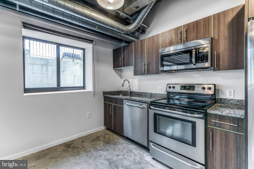 4800 BROWN ST #UNIT 101