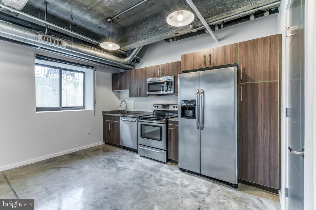 4800 BROWN ST #UNIT 101
