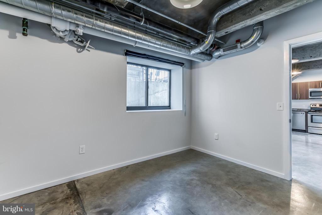 4800 BROWN ST #UNIT 101