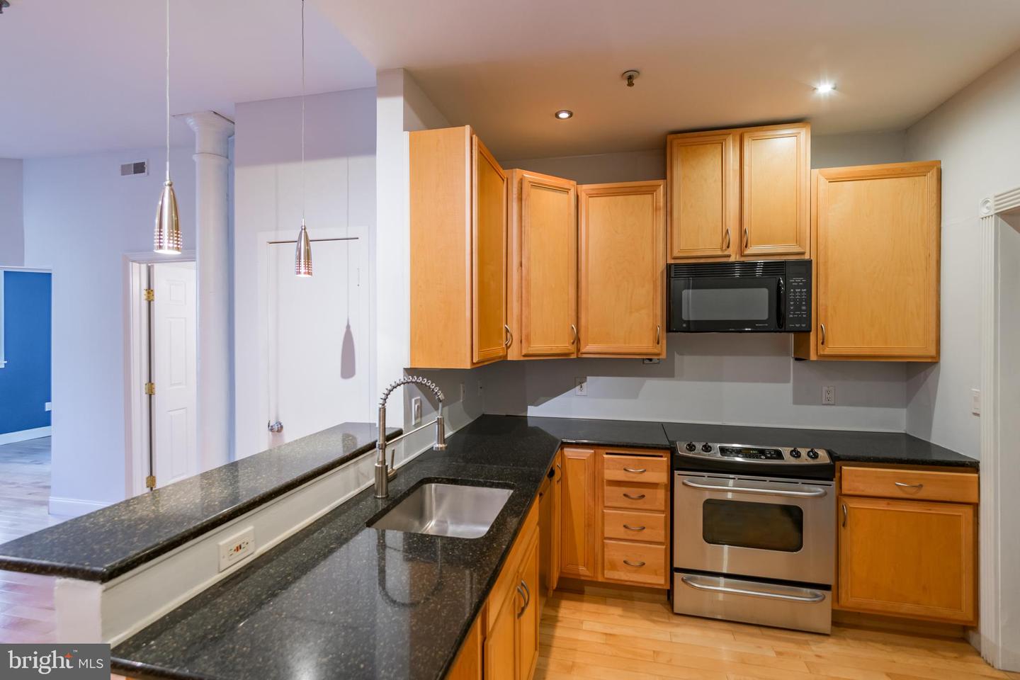 50 N FRONT ST #UNIT 206