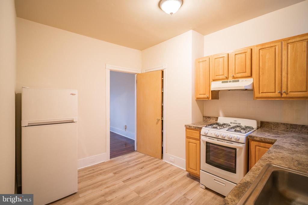 5012 WALNUT ST #UNIT 3