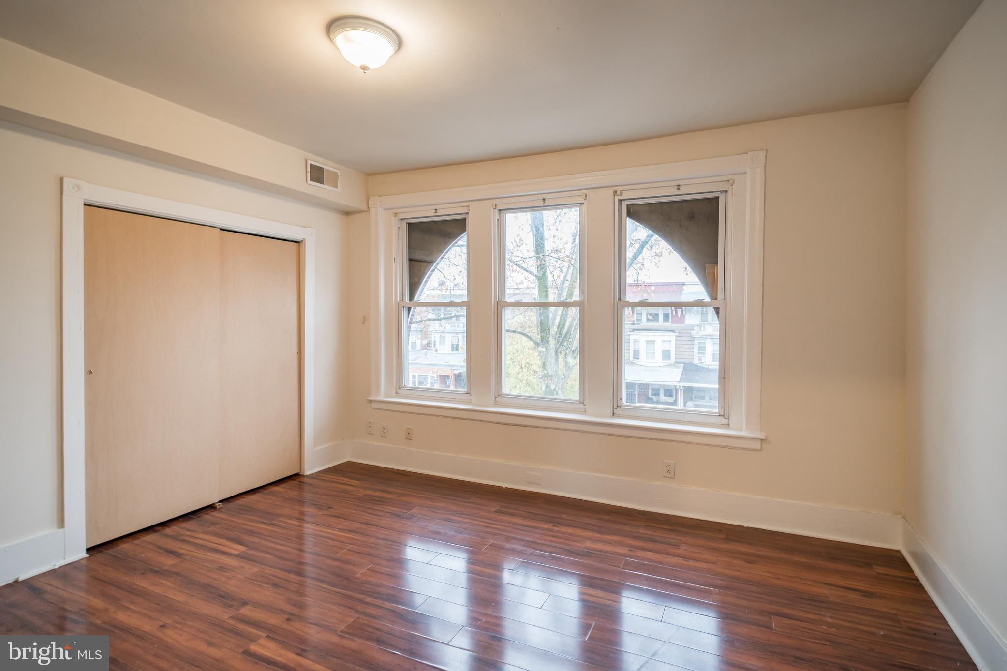 5012 WALNUT ST #UNIT 3