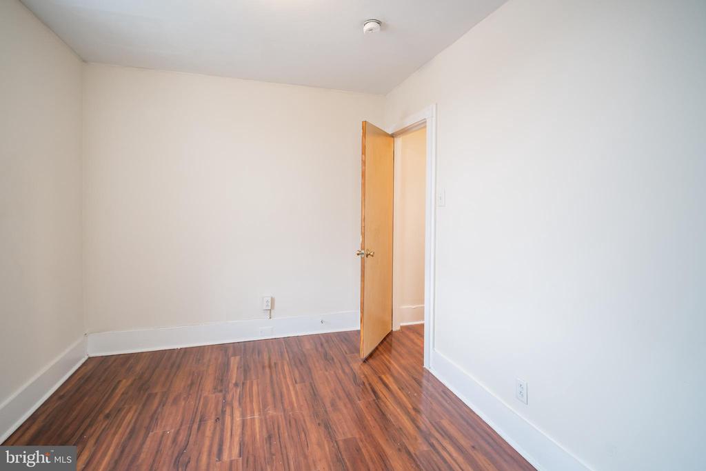 5012 WALNUT ST #UNIT 3