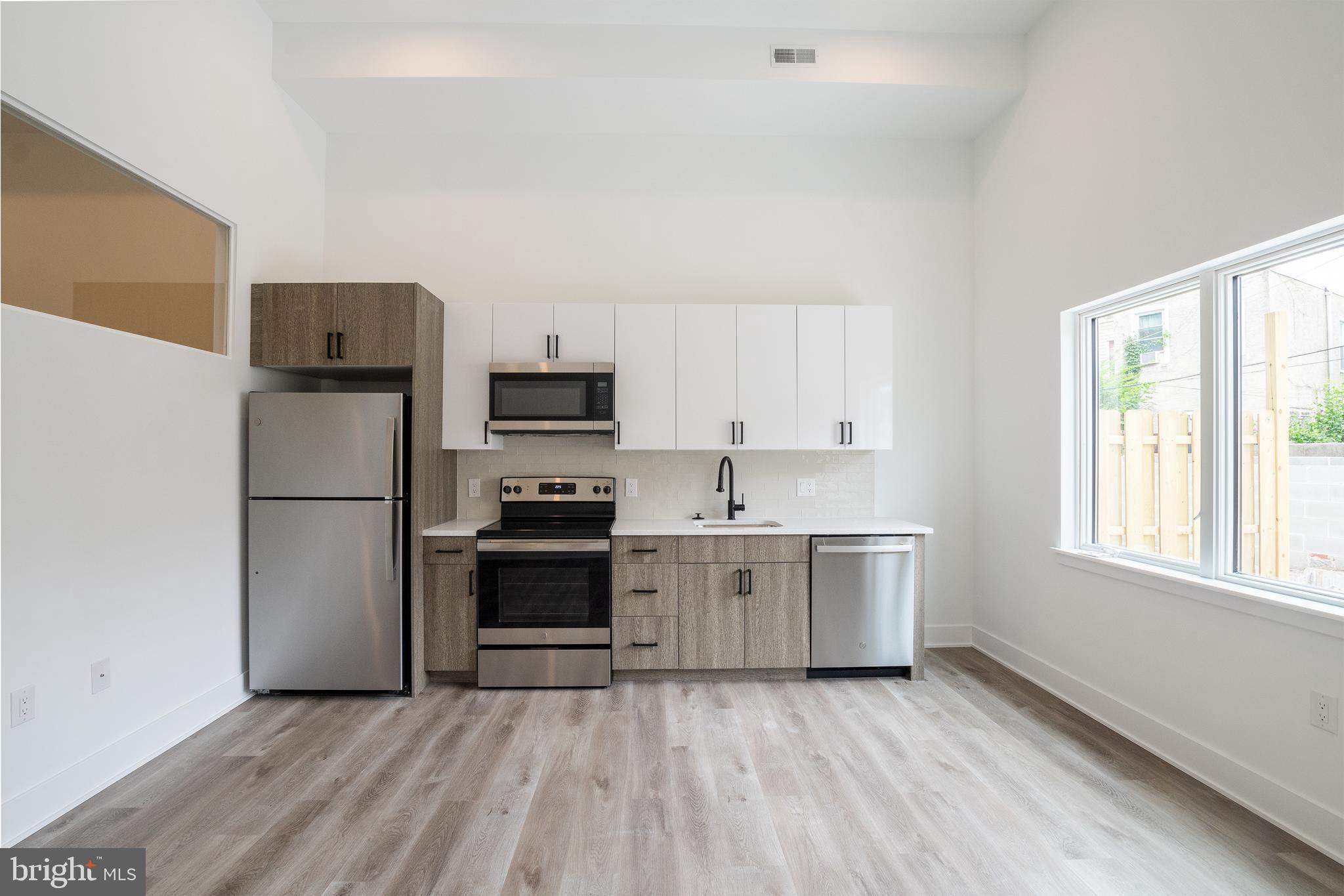 1420 POINT BREEZE AVE #UNIT 104