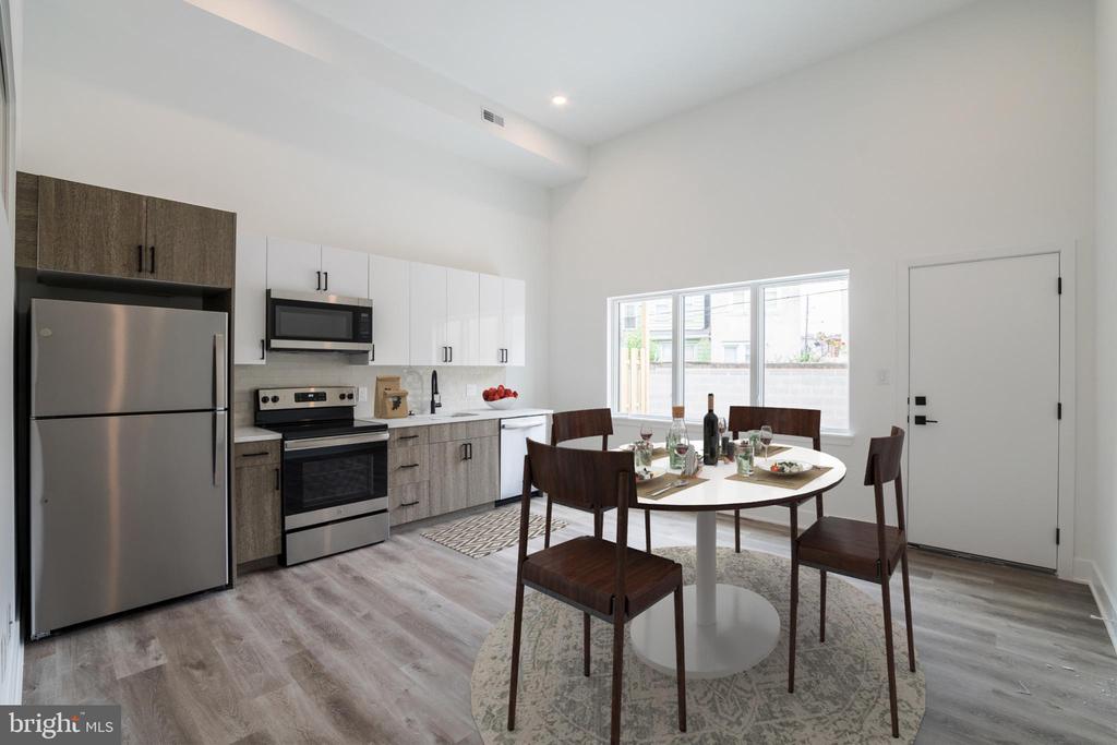 1420 POINT BREEZE AVE #UNIT 104