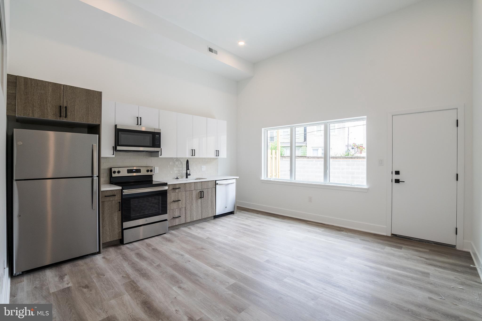 1420 POINT BREEZE AVE #UNIT 104