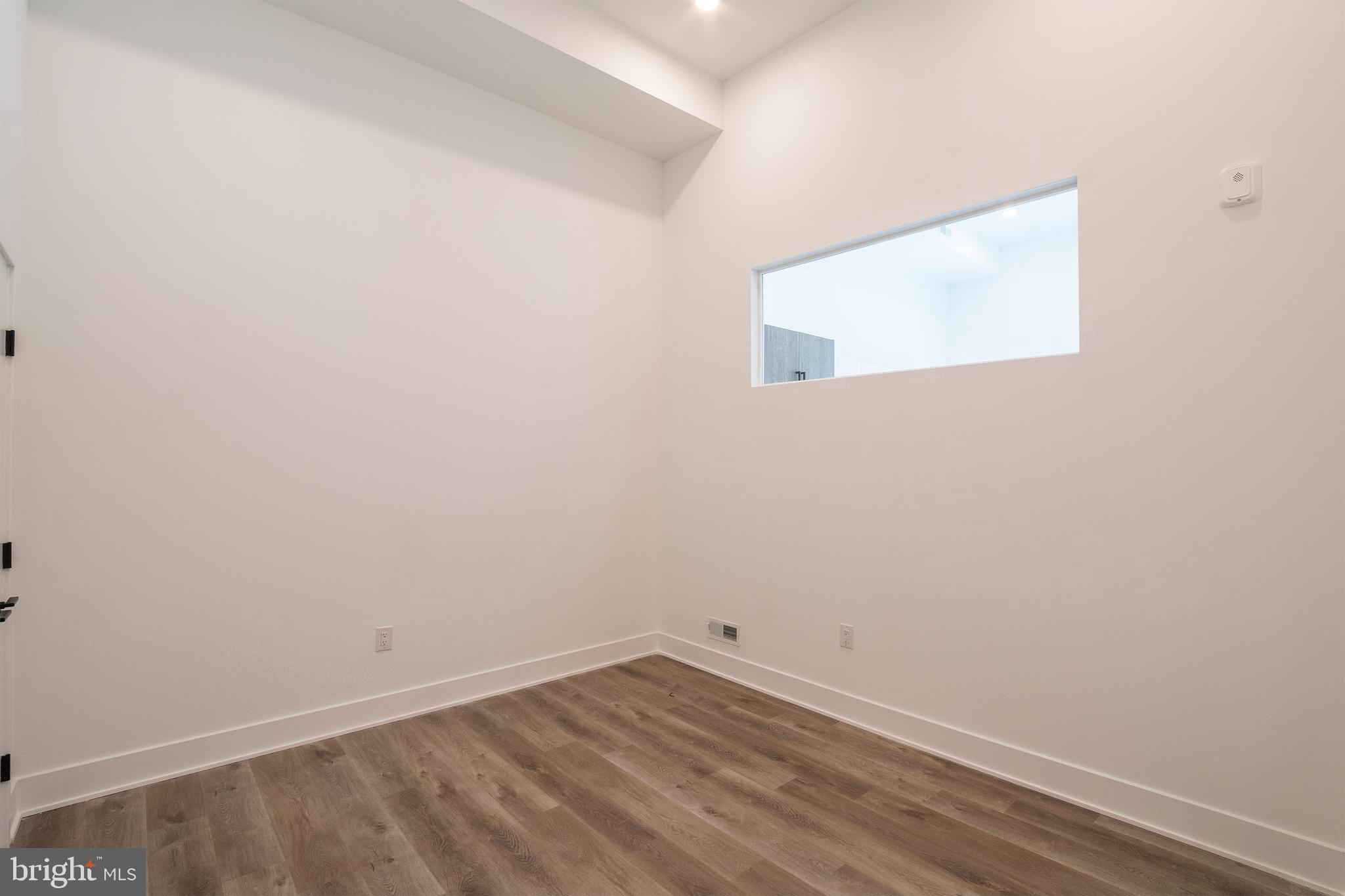 1420 POINT BREEZE AVE #UNIT 104