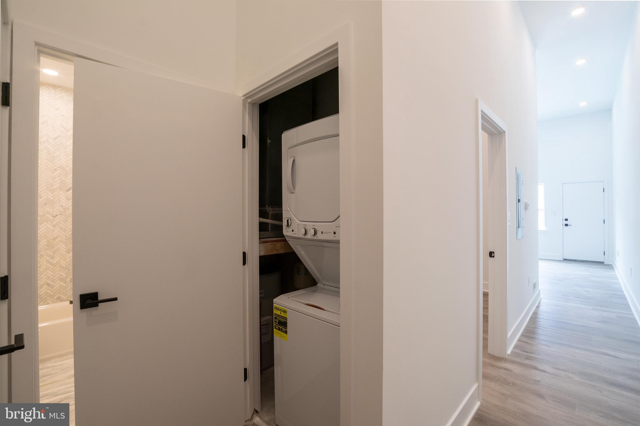 1420 POINT BREEZE AVE #UNIT 104