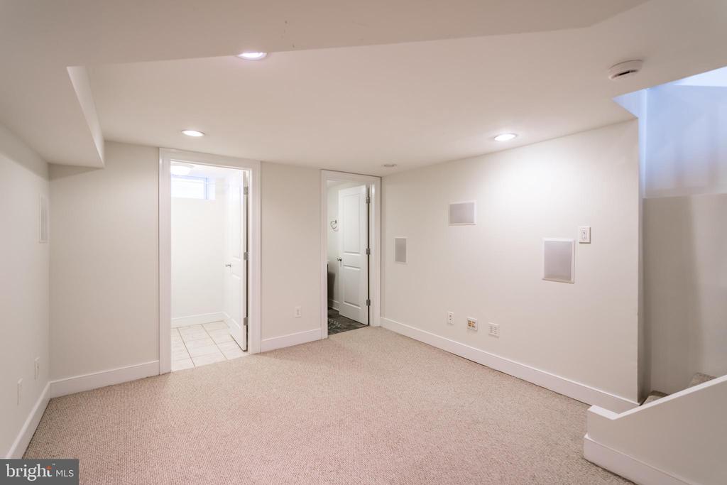 361 FITZGERALD ST