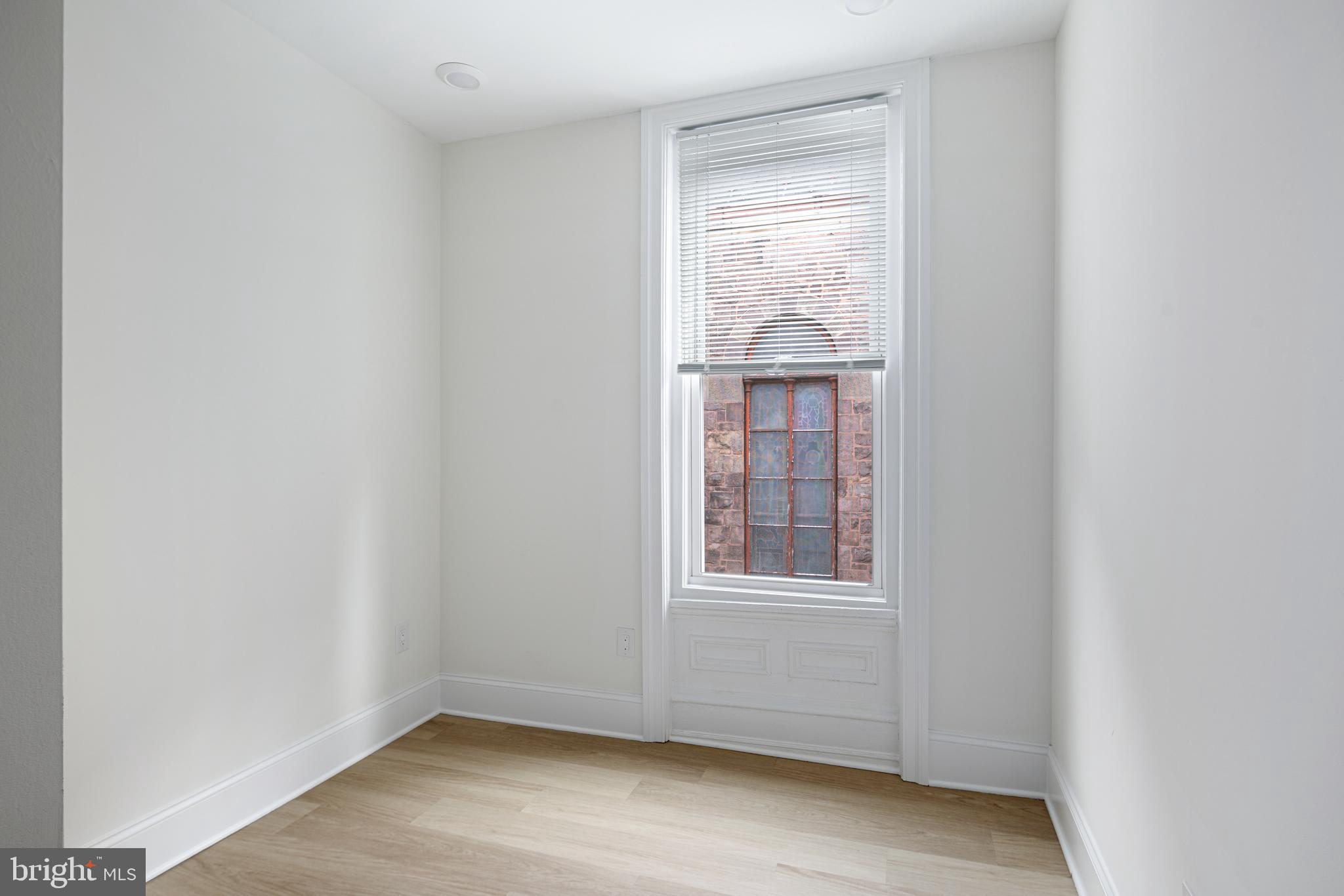 1913-15 WALLACE ST #UNIT 6