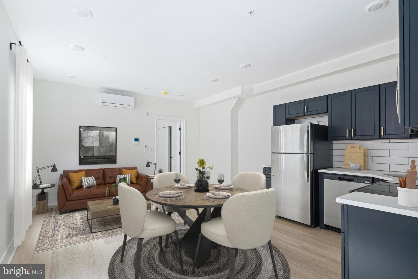 1913-15 WALLACE ST #ONE BEDROOM