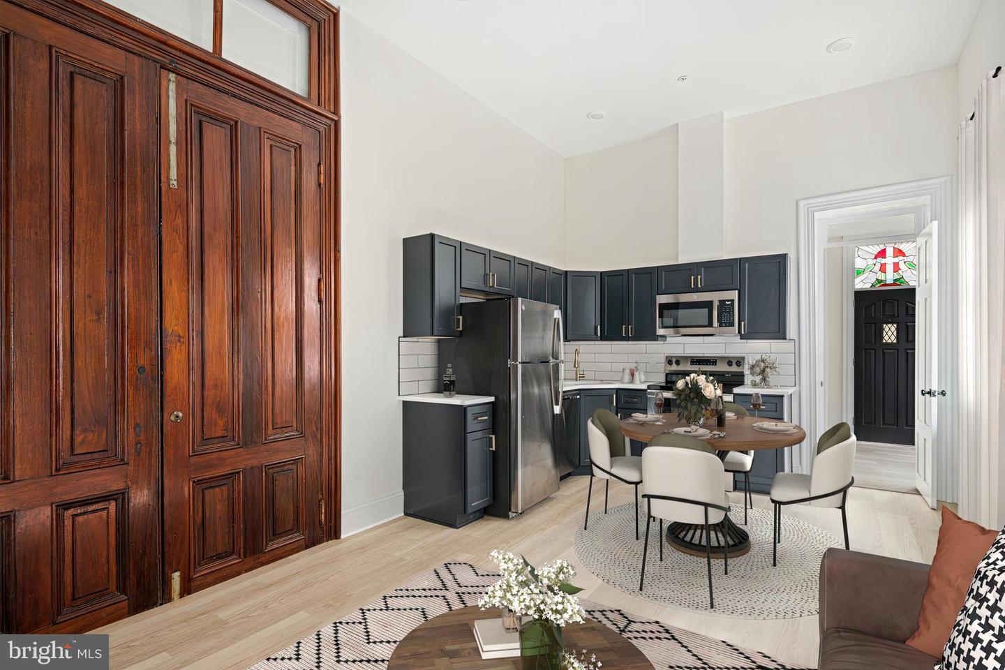 1913-15 WALLACE ST #ONE BEDROOM