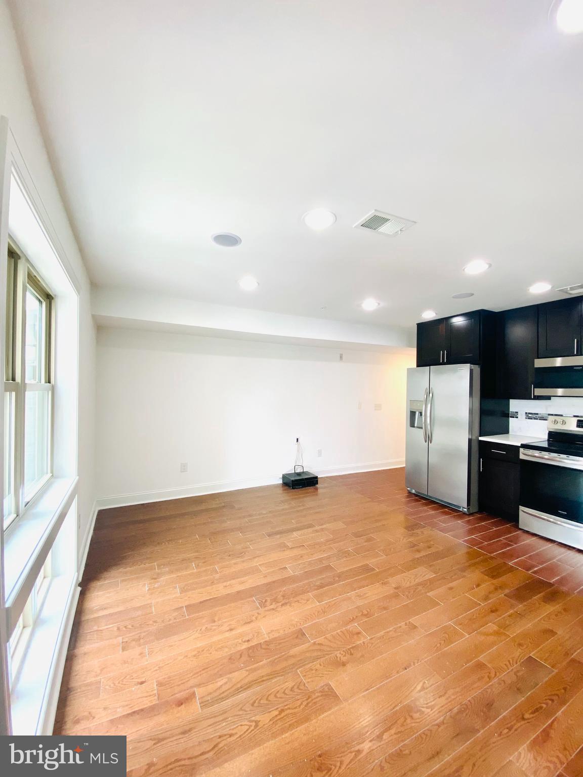 2570 FRANKFORD AVE #2