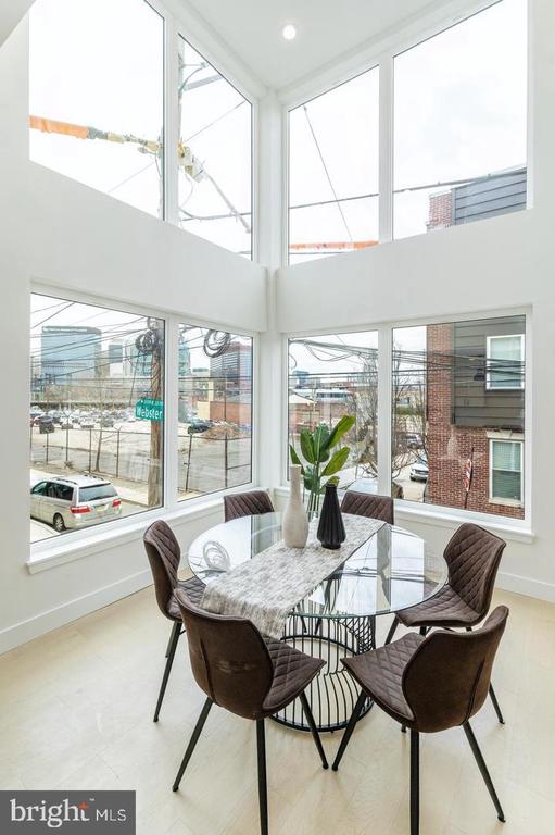 2628-32 WEBSTER ST #2
