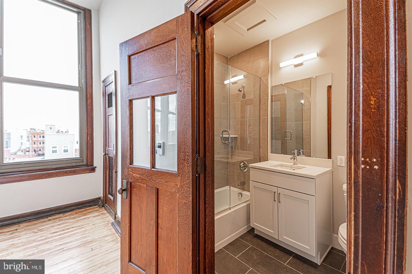 1300 S 19TH ST #UNIT 100