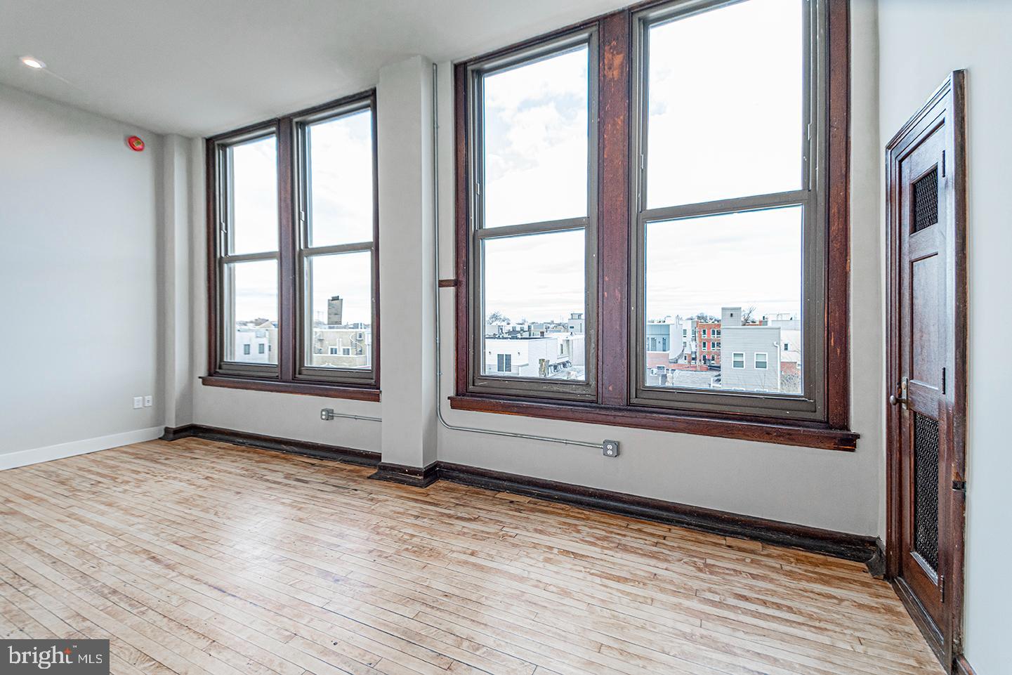 1300 S 19TH ST #UNIT 100