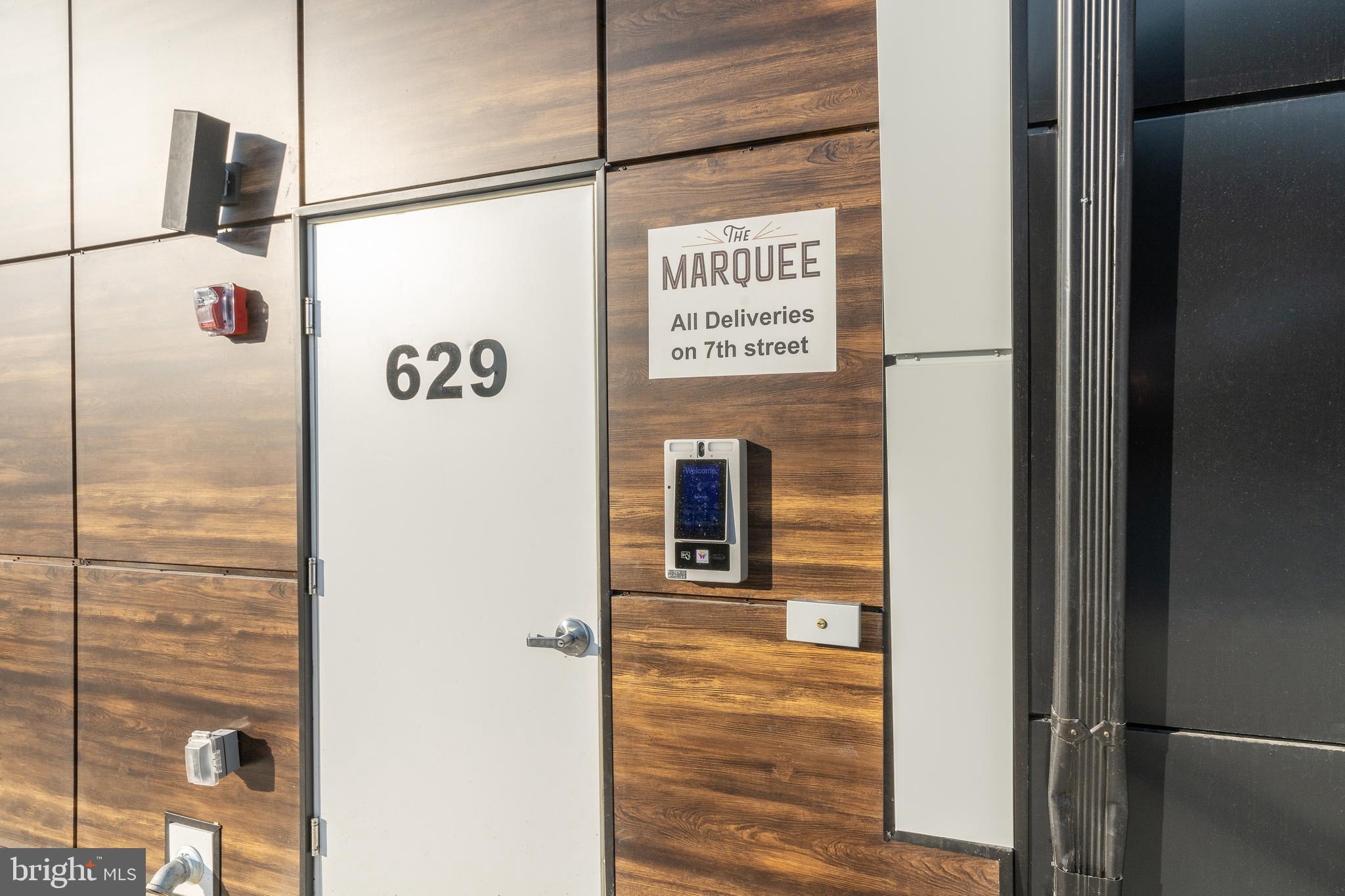 629 W GIRARD AVE #UNIT 204