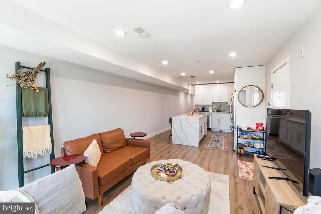 747 N 20TH ST #UNIT 2