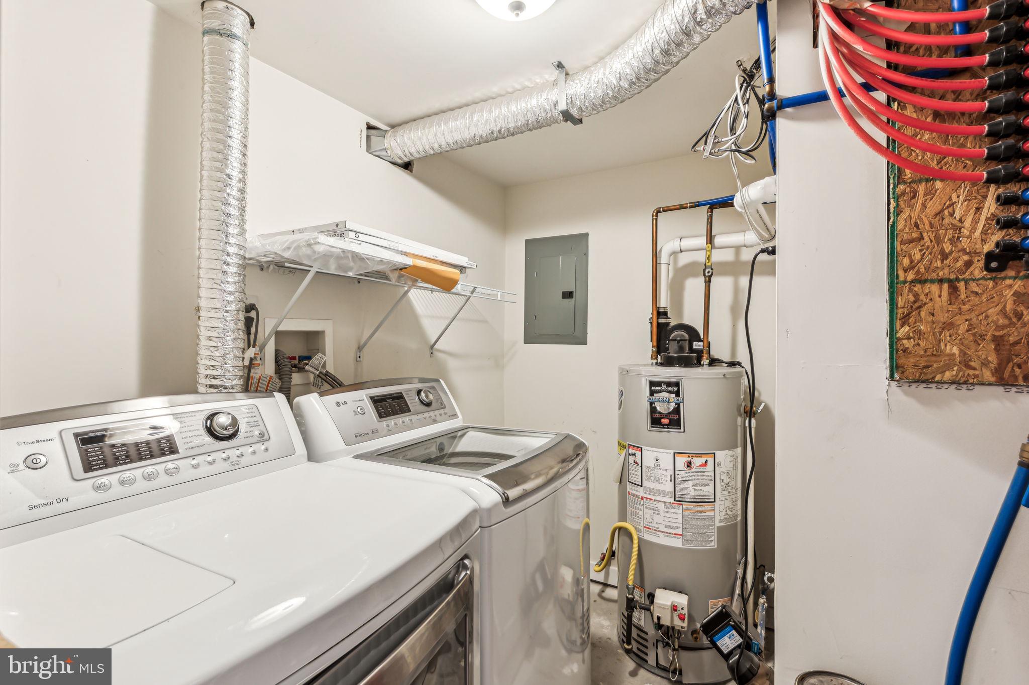 1418 CHRISTIAN ST #1