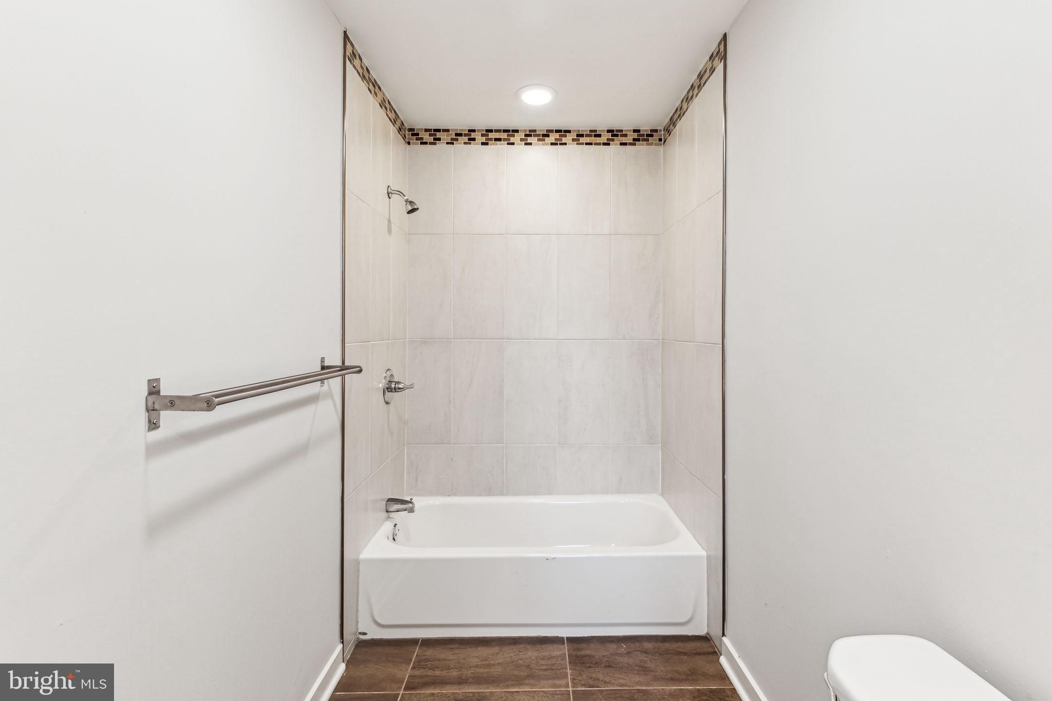 1418 CHRISTIAN ST #1