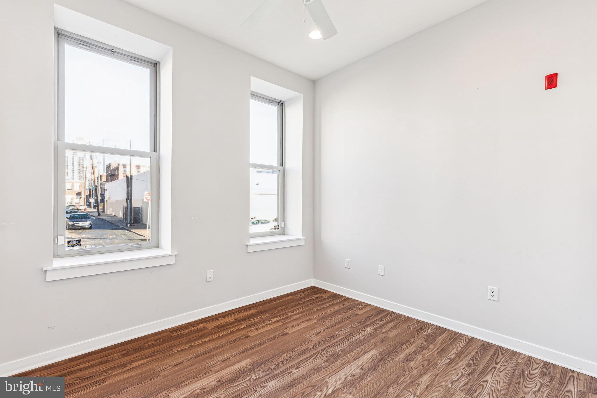 1418 CHRISTIAN ST #1