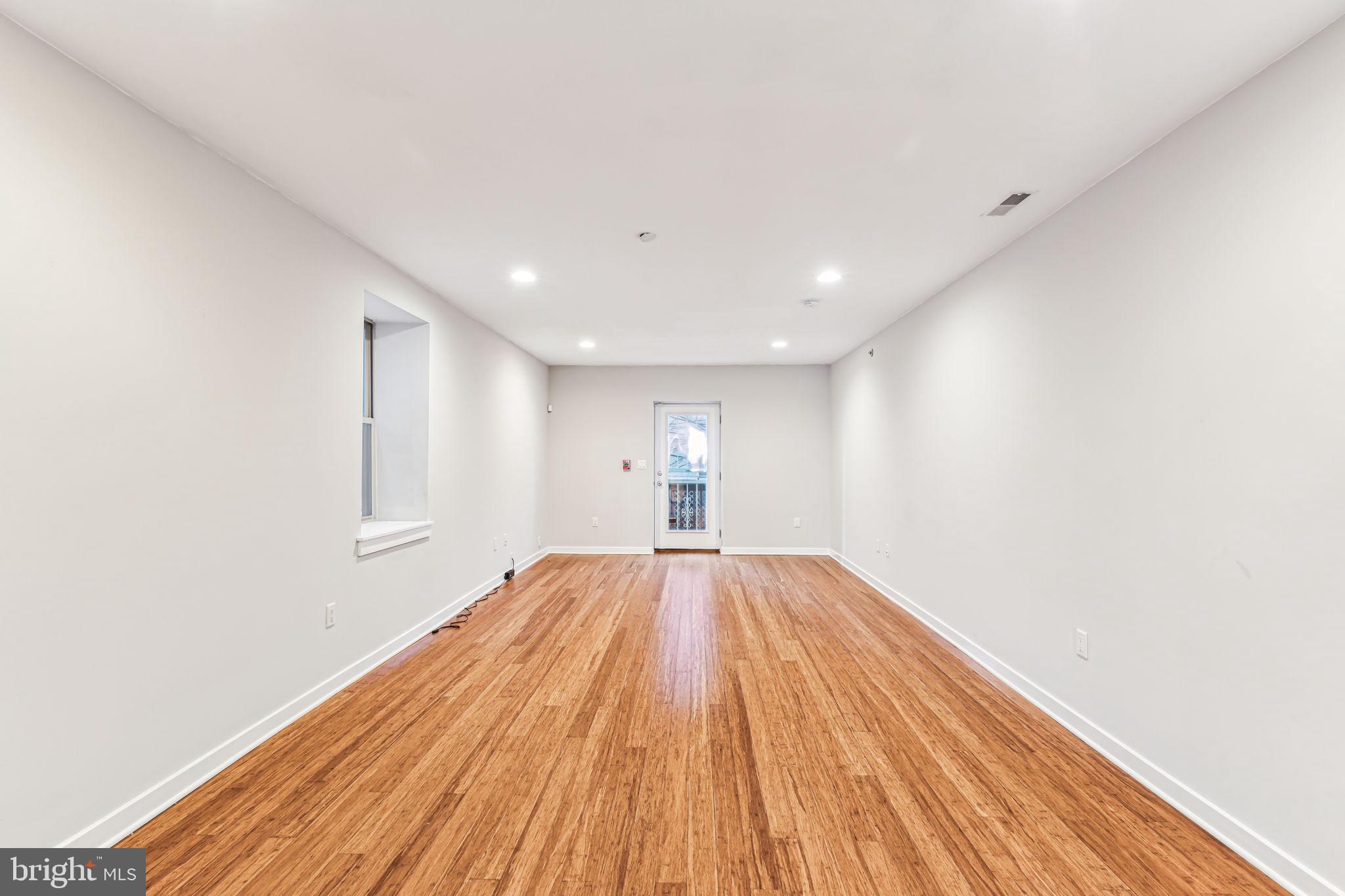 1418 CHRISTIAN ST #1