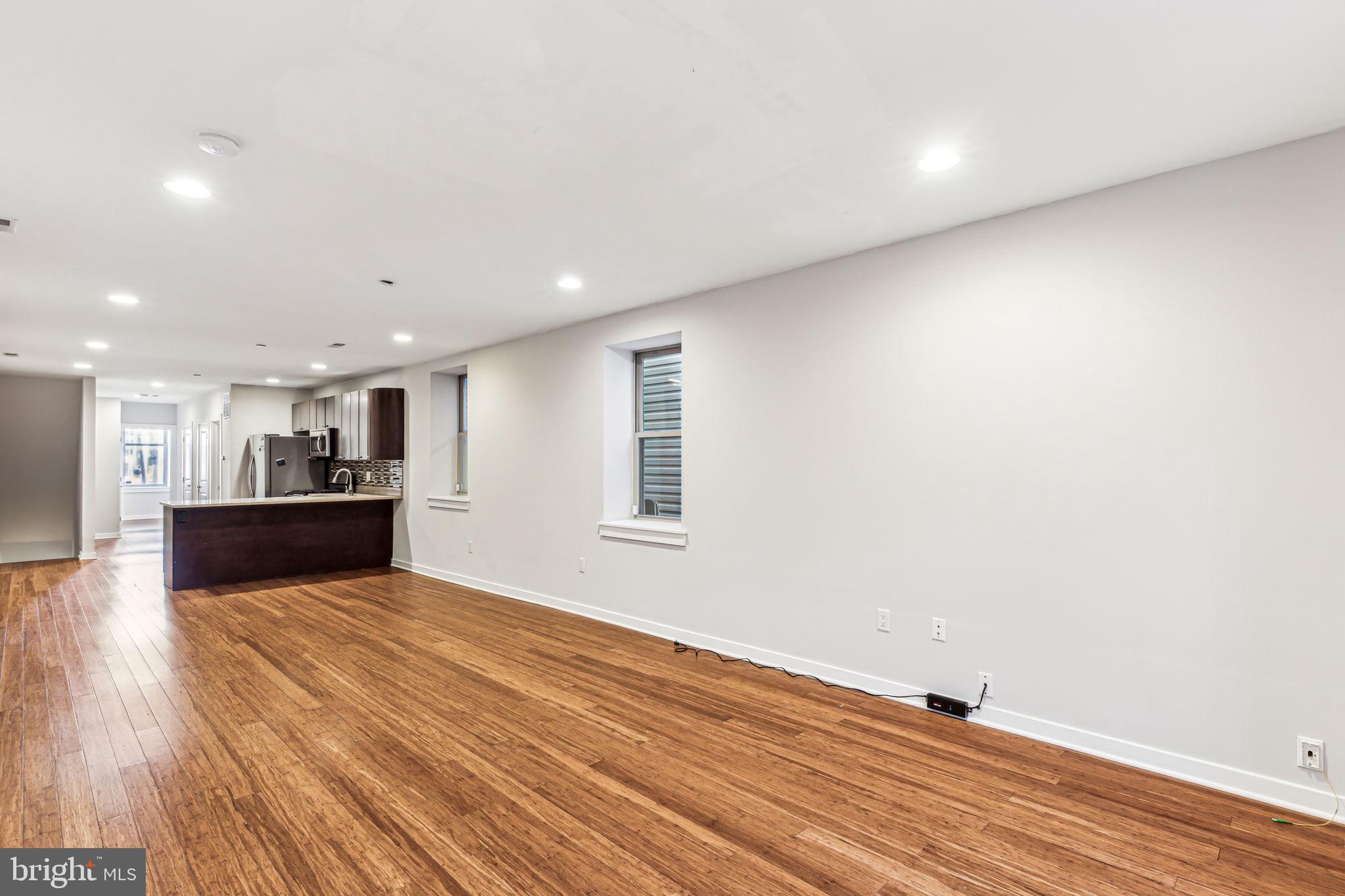 1418 CHRISTIAN ST #1