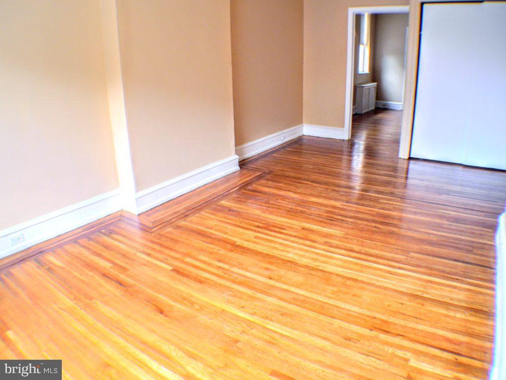 1325 W PORTER ST #LOWER UNIT