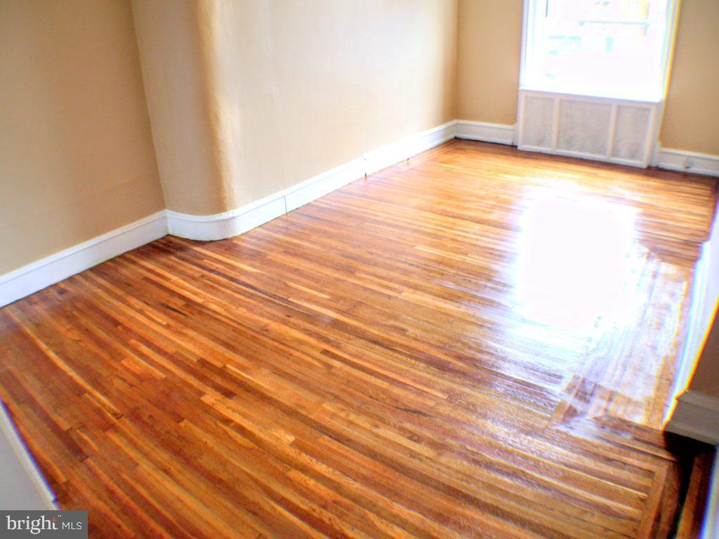 1325 W PORTER ST #LOWER UNIT