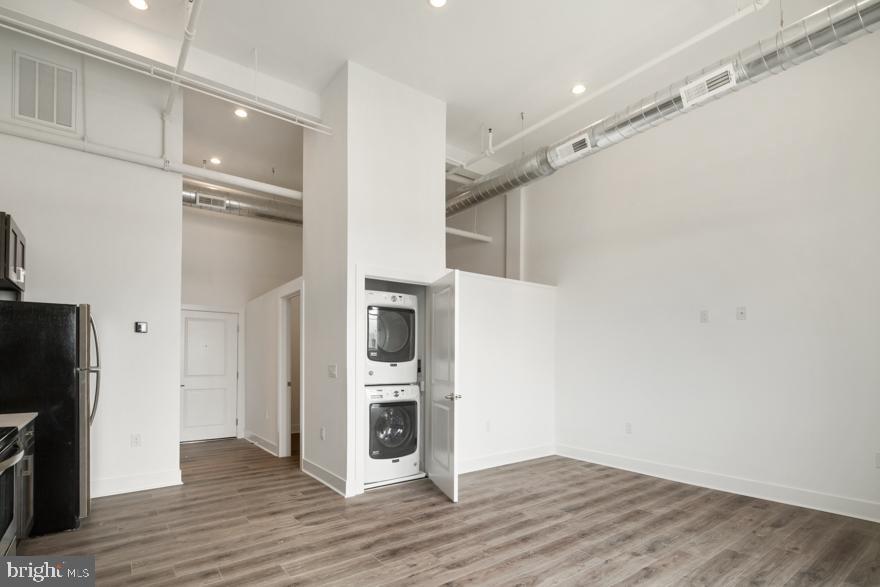 1705 JACKSON ST #UNIT 4