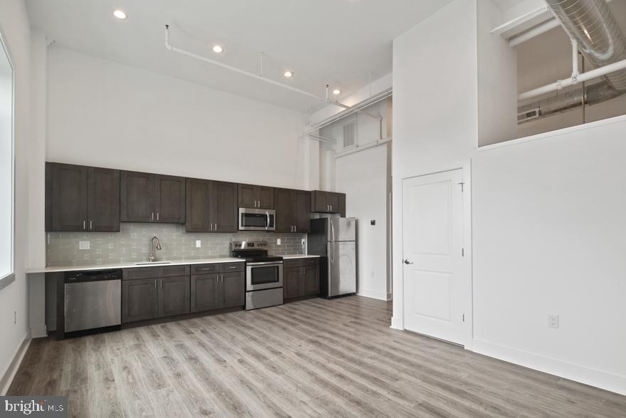 1705 JACKSON ST #UNIT 4