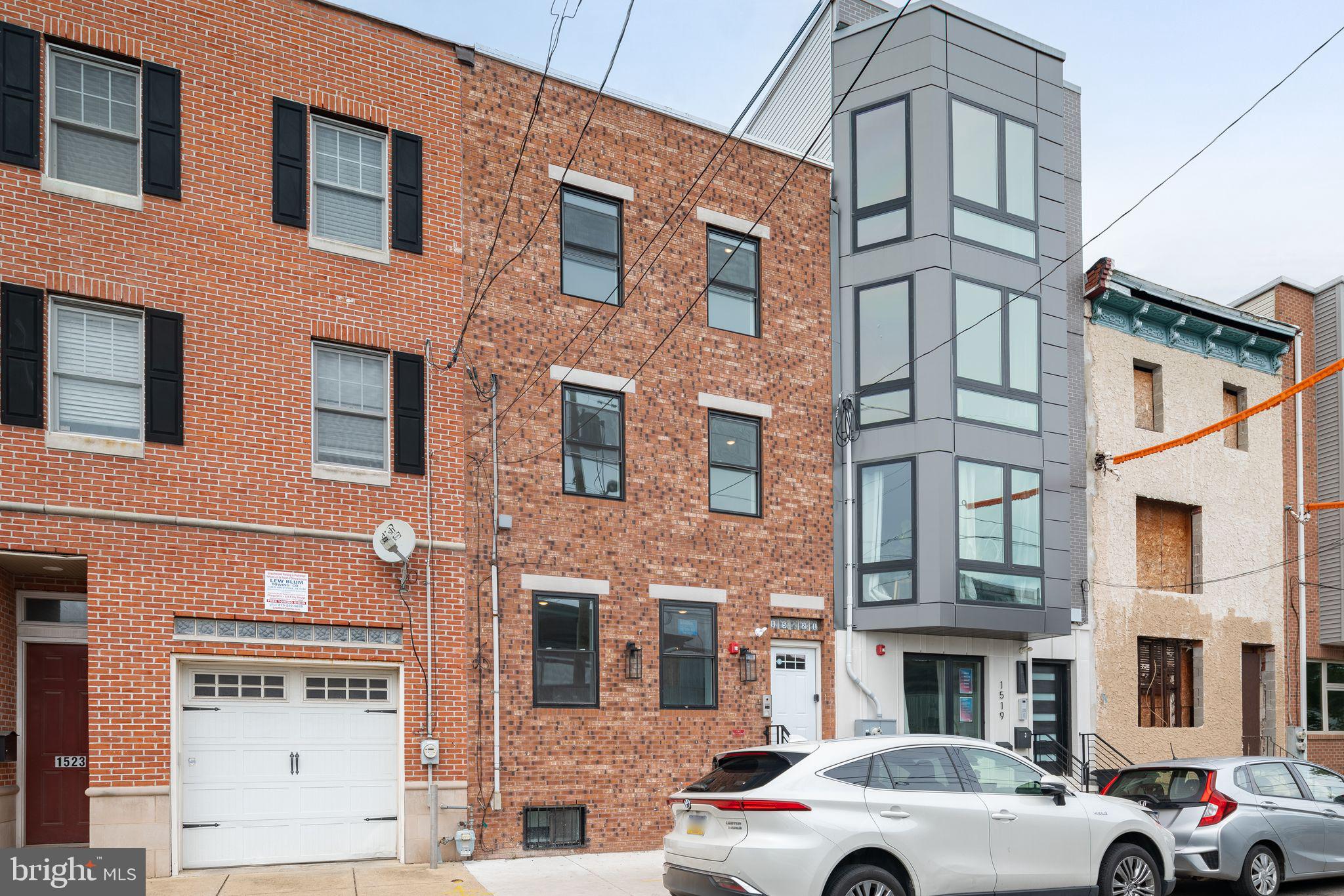 1521 CARPENTER ST #2