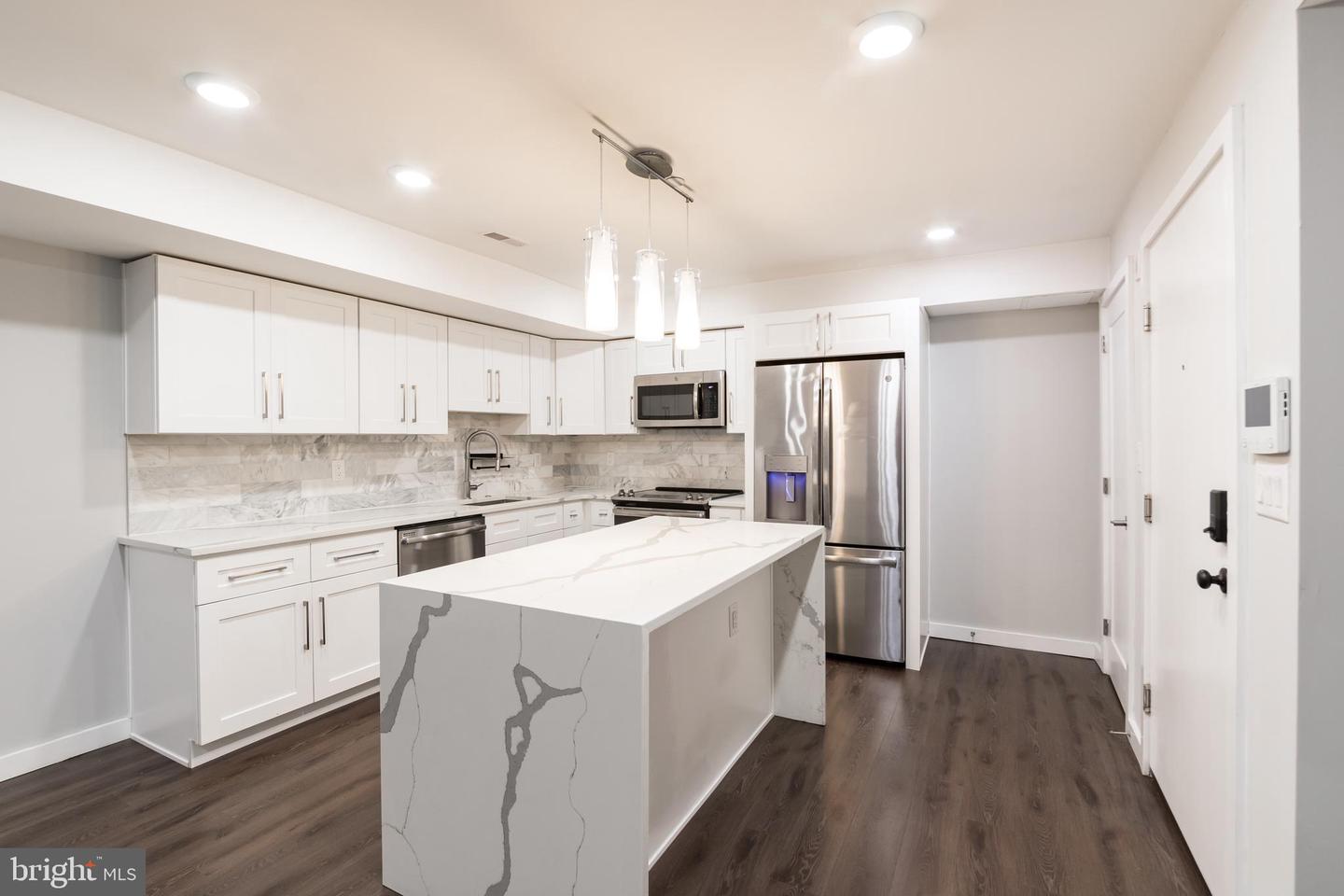 751 N 20TH ST #UNIT 1