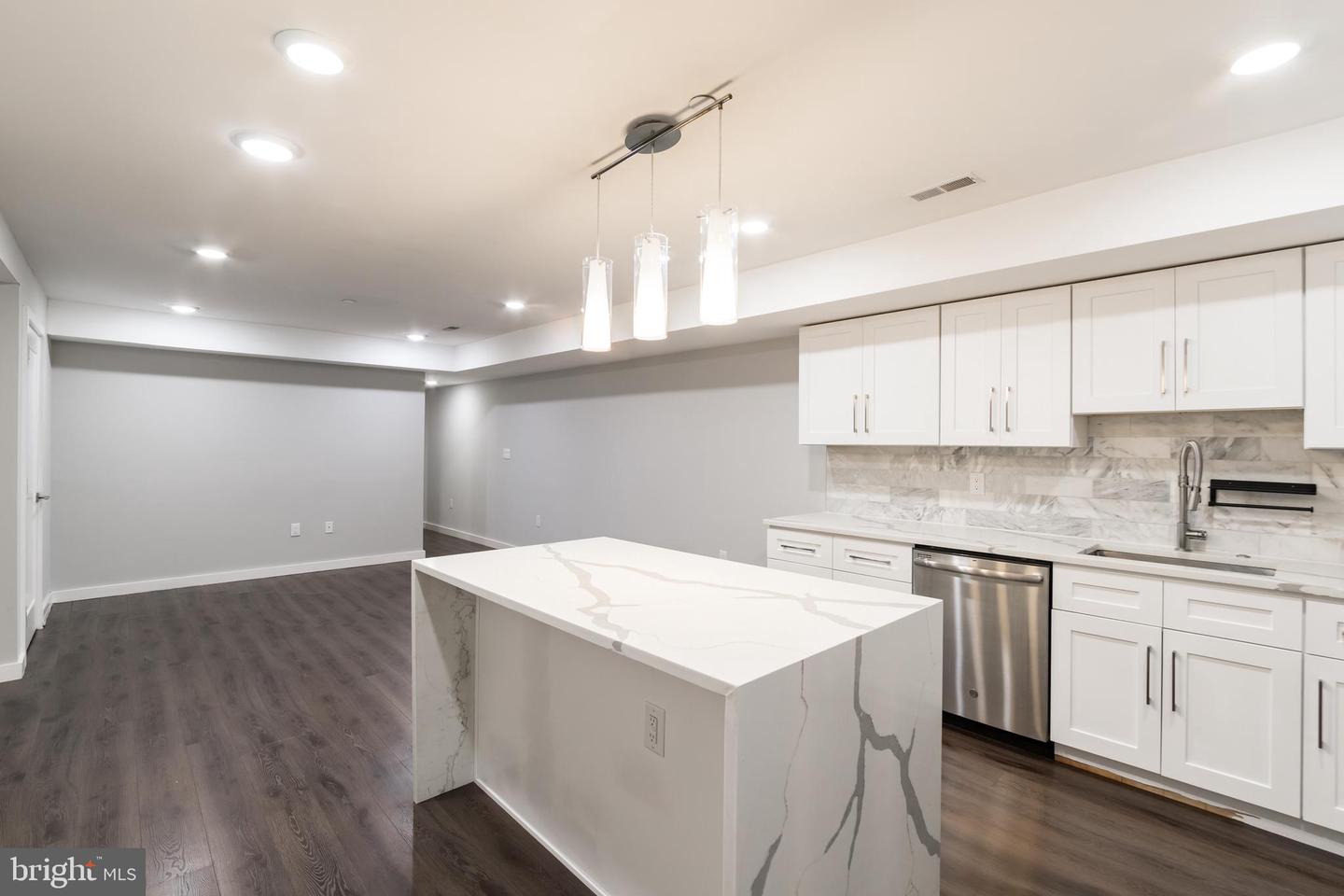 751 N 20TH ST #UNIT 1