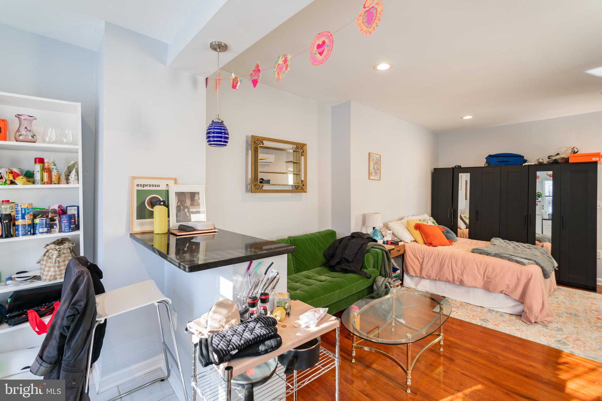 1116 PINE ST #UNIT 2R