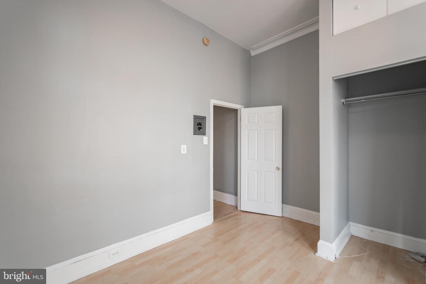 1933 SPRING GARDEN ST #UNIT 2R