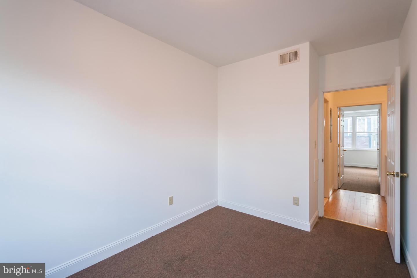 1927 N 9TH ST #UNIT B