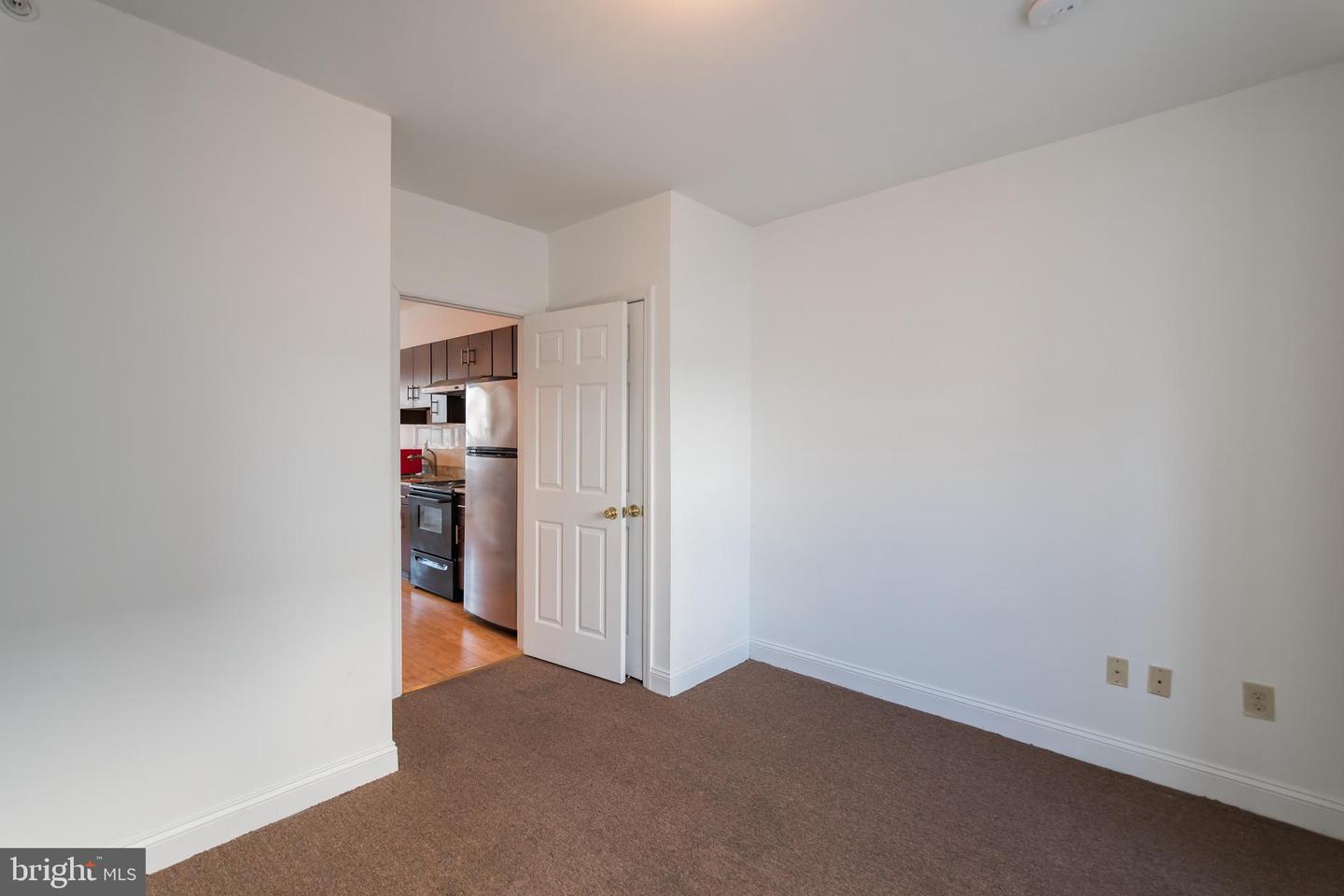 1927 N 9TH ST #UNIT B