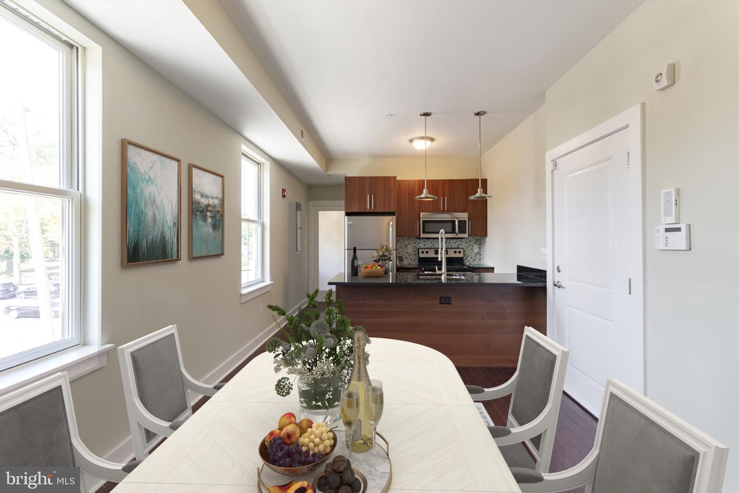 2012 W GIRARD AVE #UNIT 9B