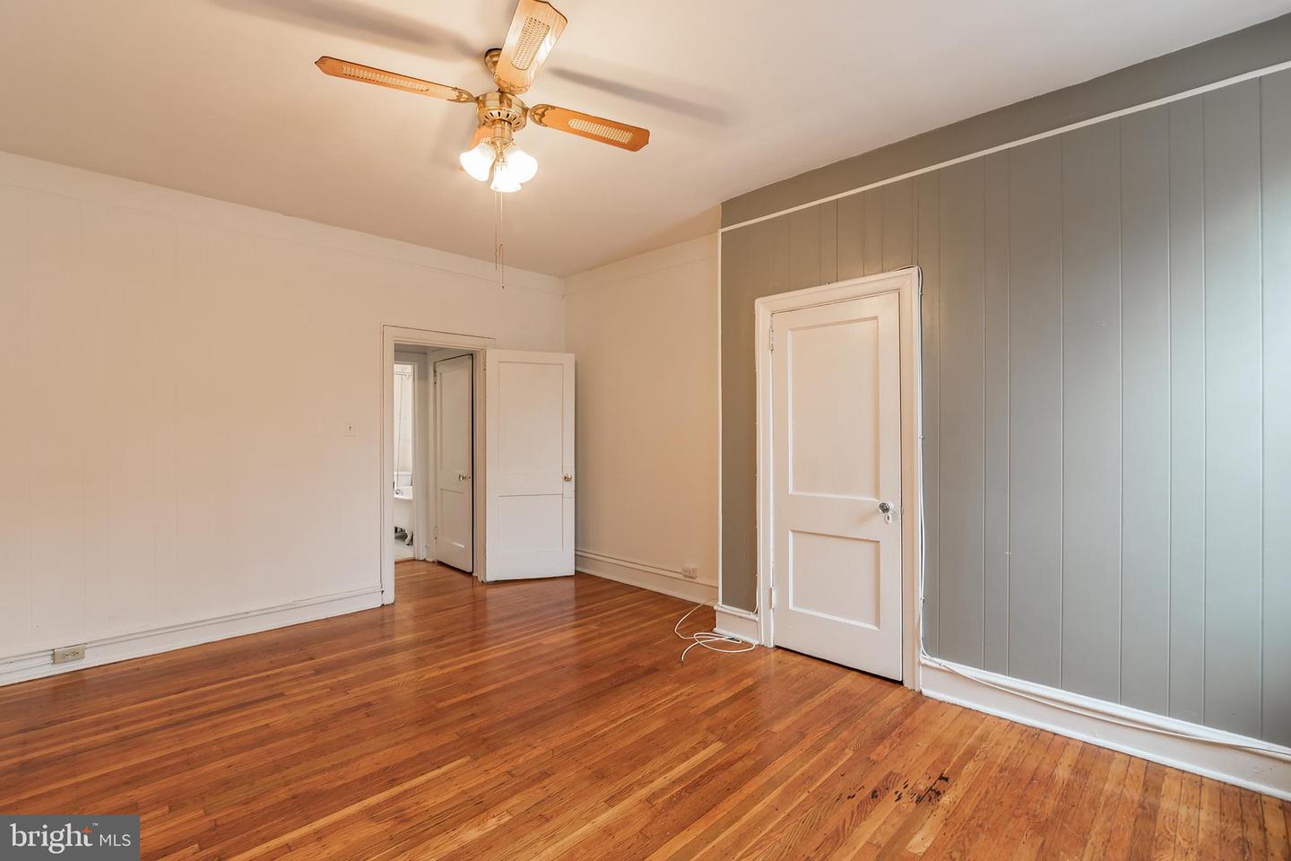 2115 N 63RD ST #UNIT 2F