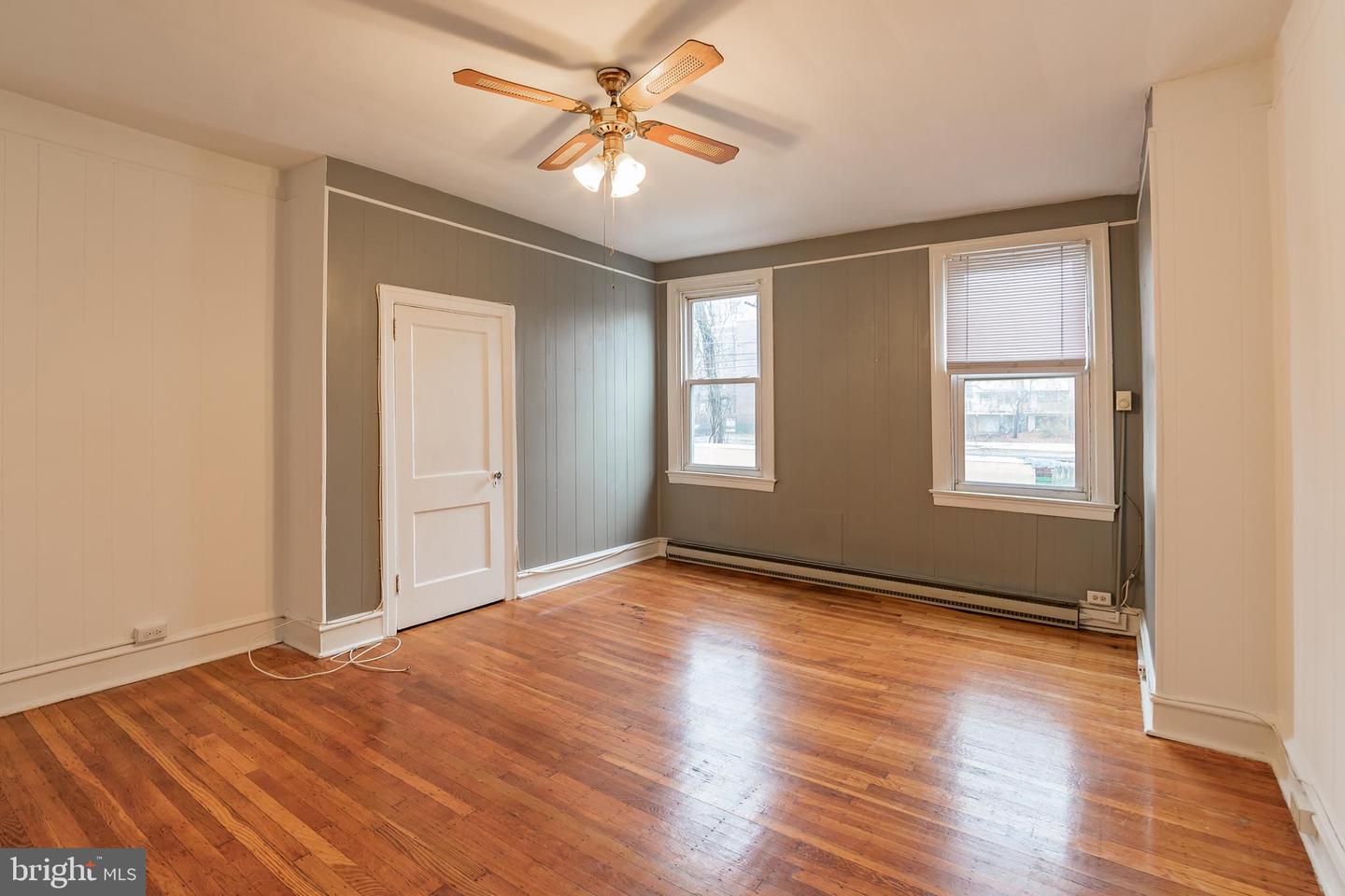 2115 N 63RD ST #UNIT 2F