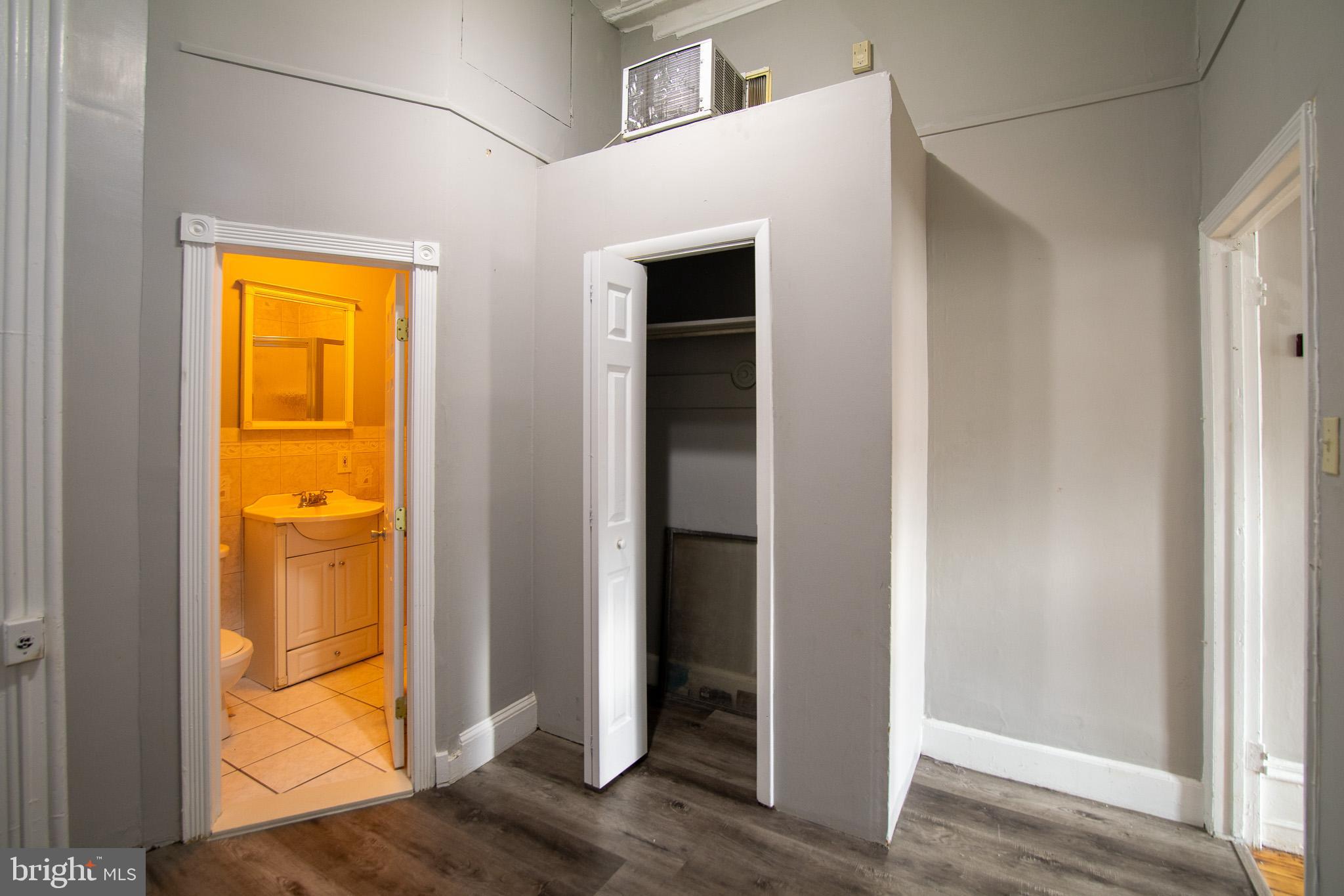 1919 SPRING GARDEN ST #UNIT 1F