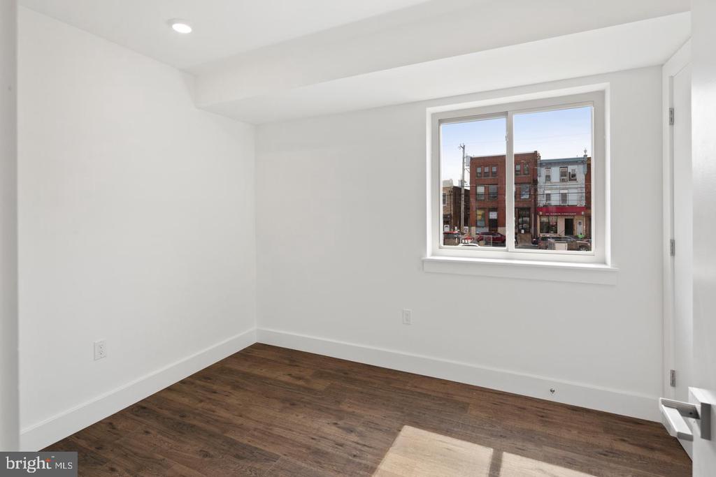 1155 S 15TH ST #UNIT 406