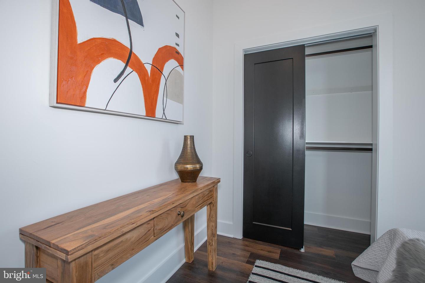 2940 W THOMPSON ST #UNIT 201